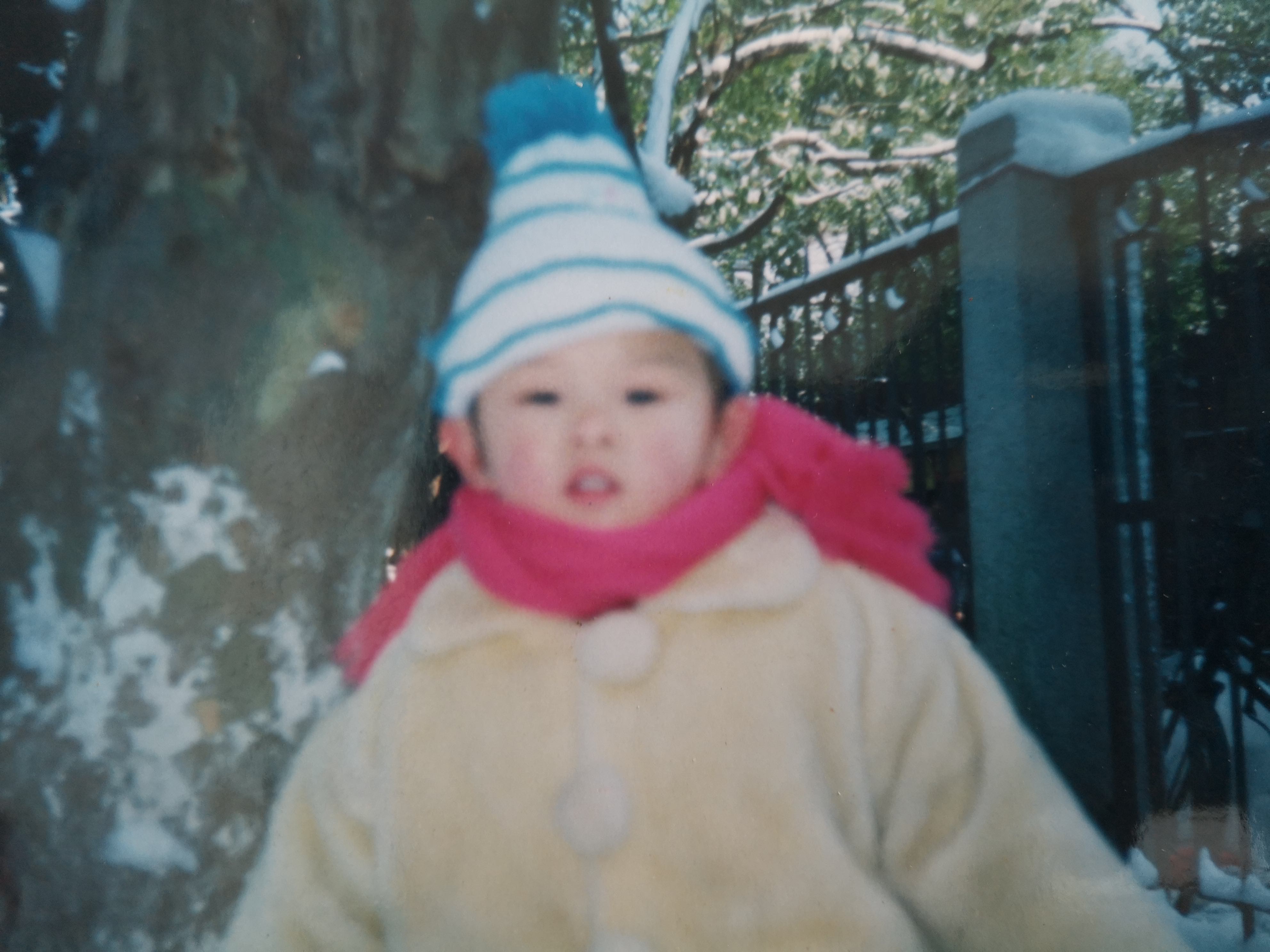 A childhood photograph of Siyuan Zou